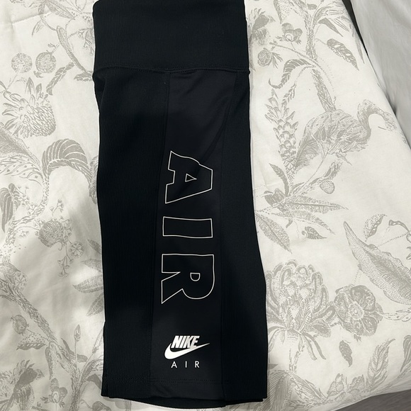 Nike shorts. Above the knee and high waisted. - Picture 3 of 4